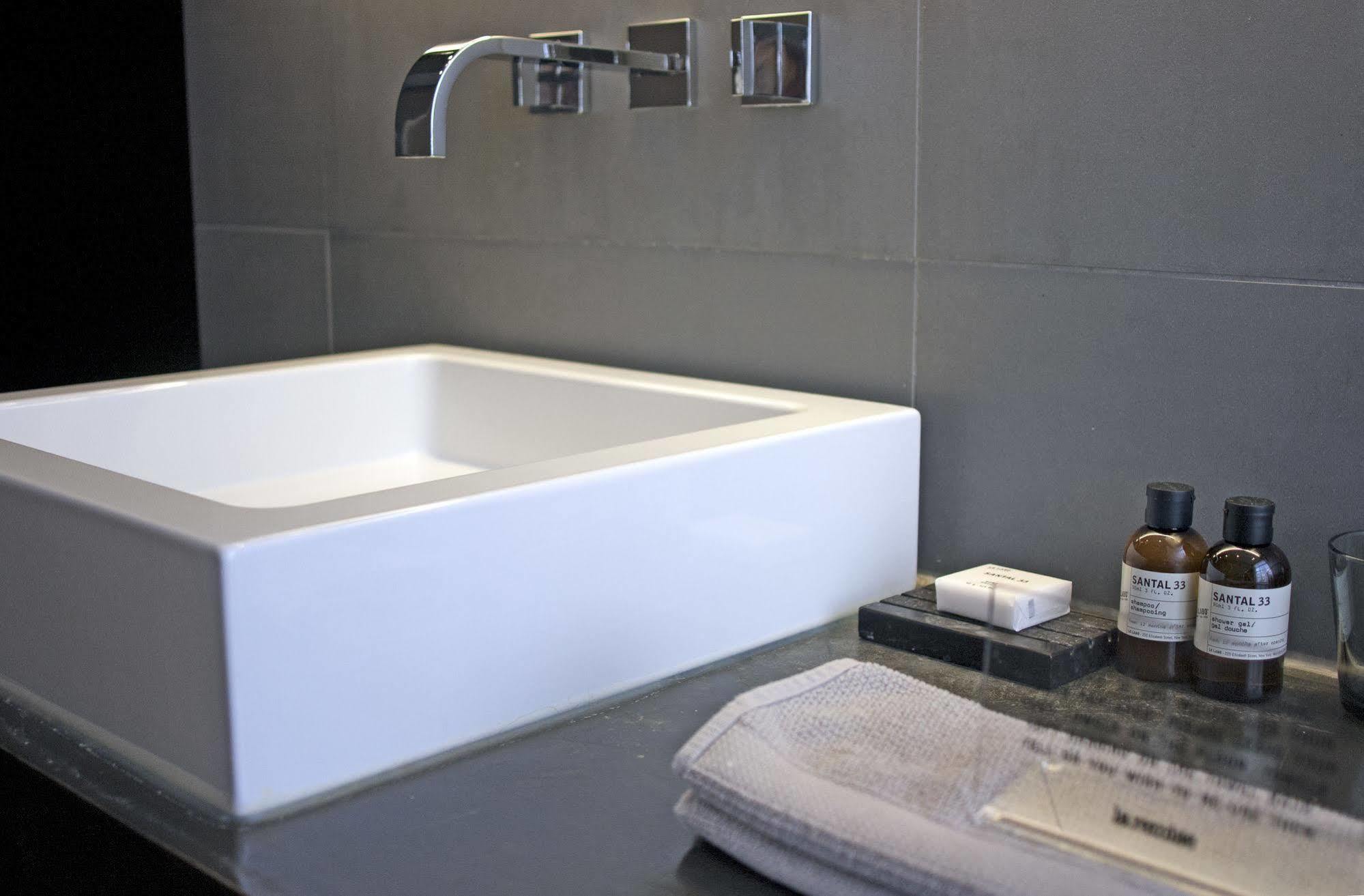 Commune Suites Amsterdam Eksteriør billede